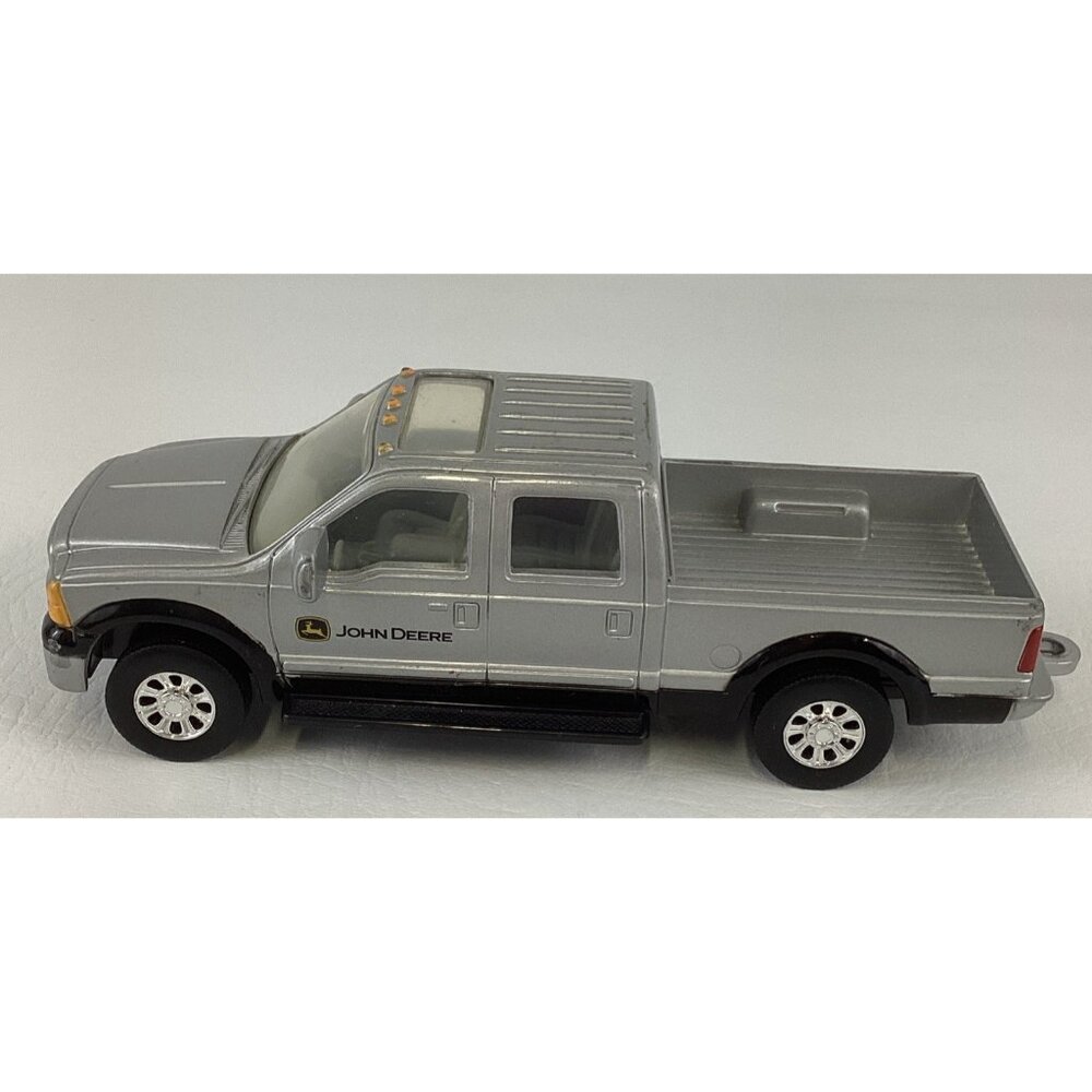 Ertl John Deere Ford F-350 Pickup Truck 1/24 Scale Die Cast 8" Large Vehicle